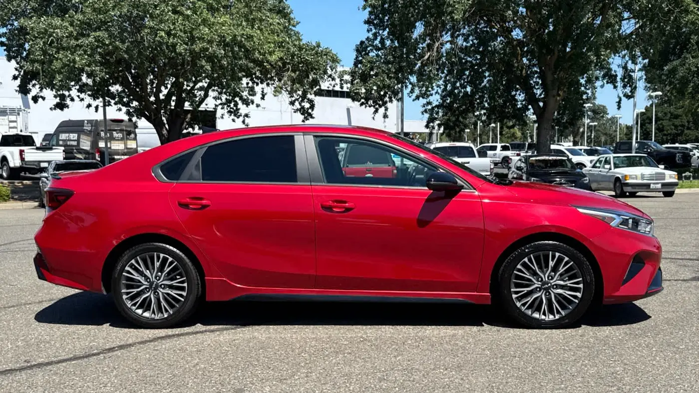 2024 Kia Forte GT-Line