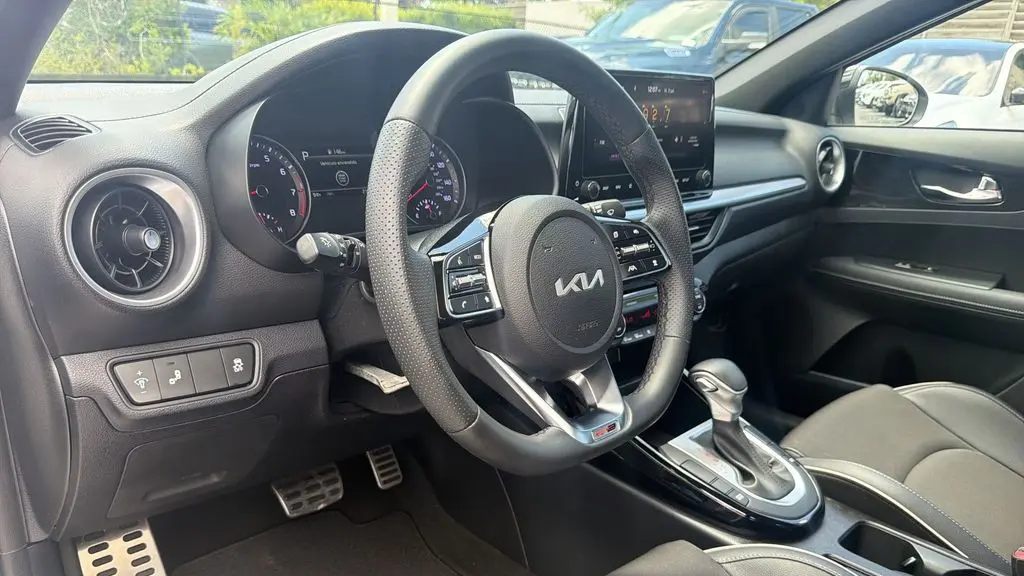 2022 Kia Forte GT-Line