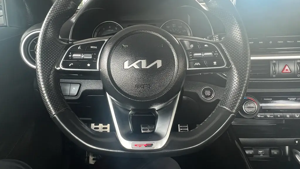 2023 Kia Forte GT-Line
