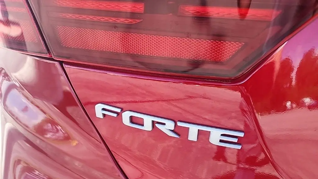 2024 Kia Forte GT-Line