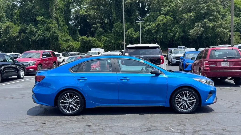 2022 Kia Forte GT-Line