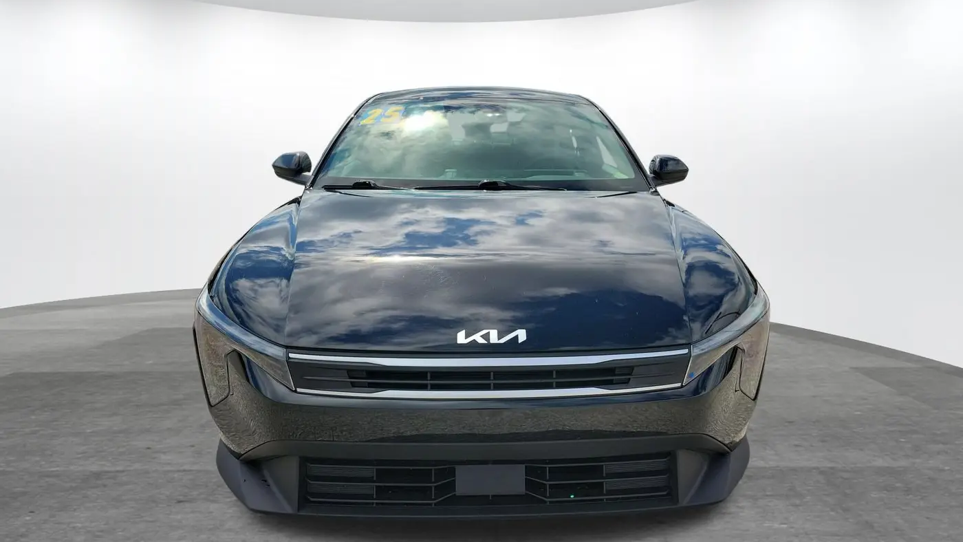 2025 Kia K4 LX