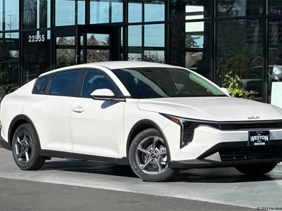 2025 Kia K4 
