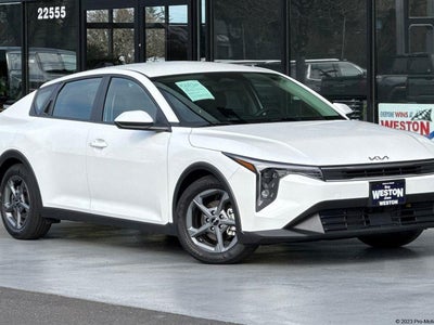 2025 Kia K4 LXS 4DR Sedan