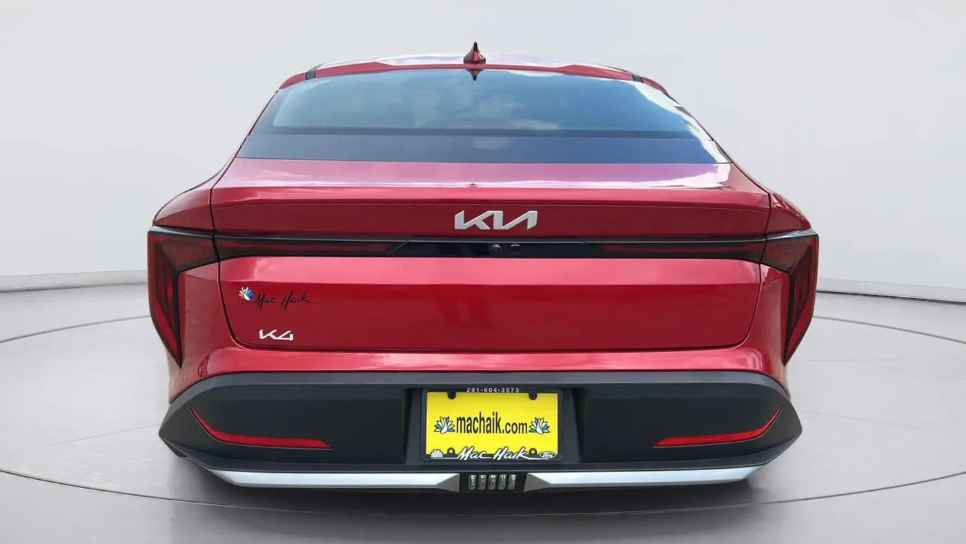 2025 Kia K4 LXS