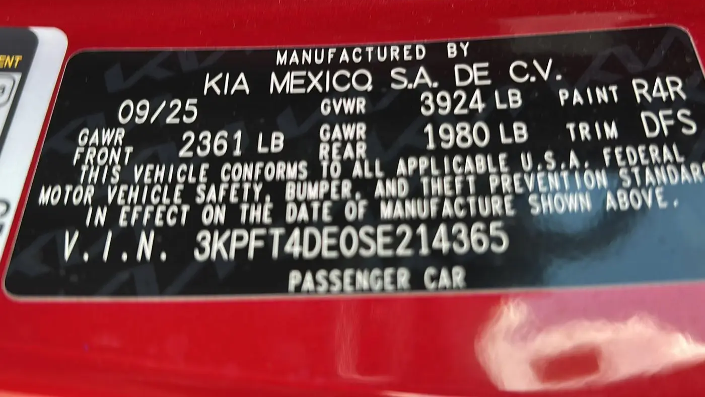 2025 Kia K4 LXS