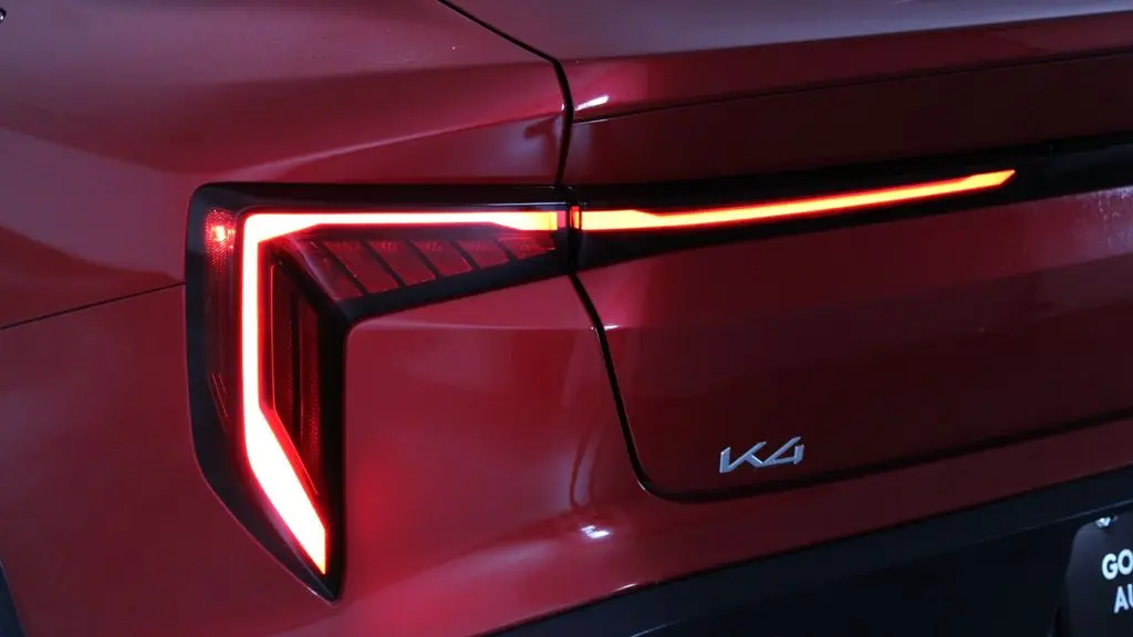 2025 Kia K4 LXS