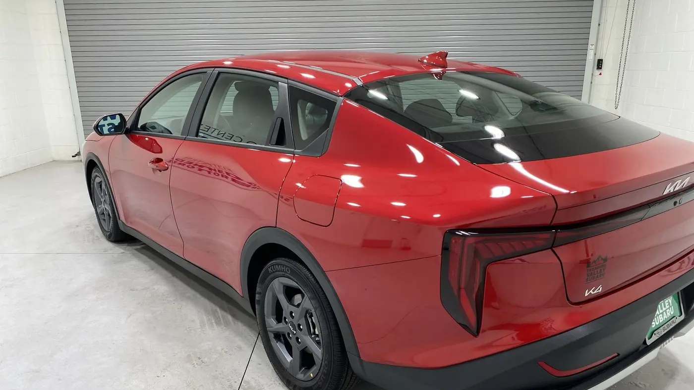 2025 Kia K4 LXS