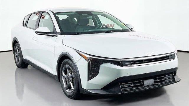 Preowned 2025 Kia K4 LXS for Sale