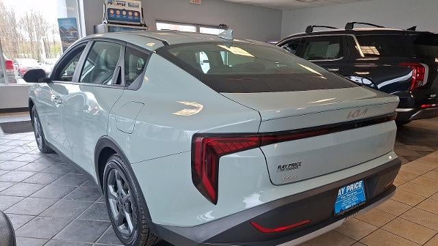 2025 Kia K4 LX