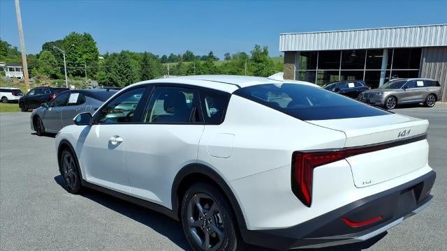 2025 Kia K4 LX