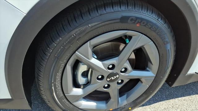 2025 Kia K4 LX