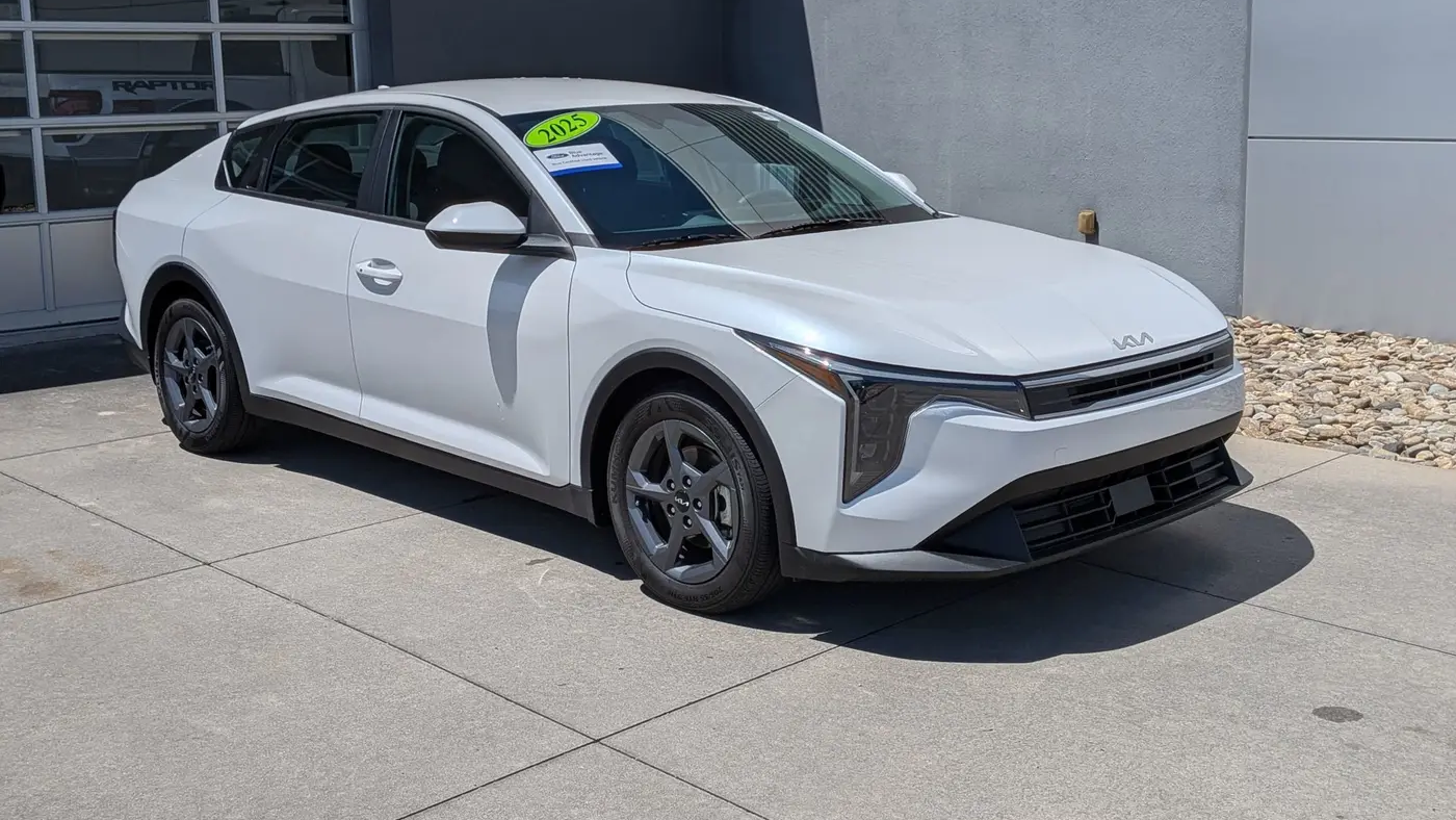Preowned 2025 Kia K4 LXS for Sale