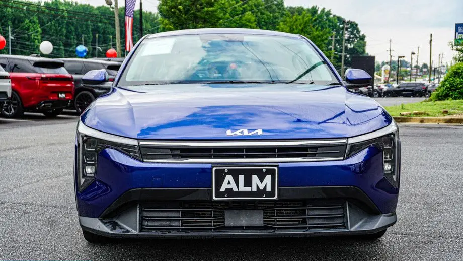2025 Kia K4 LXS