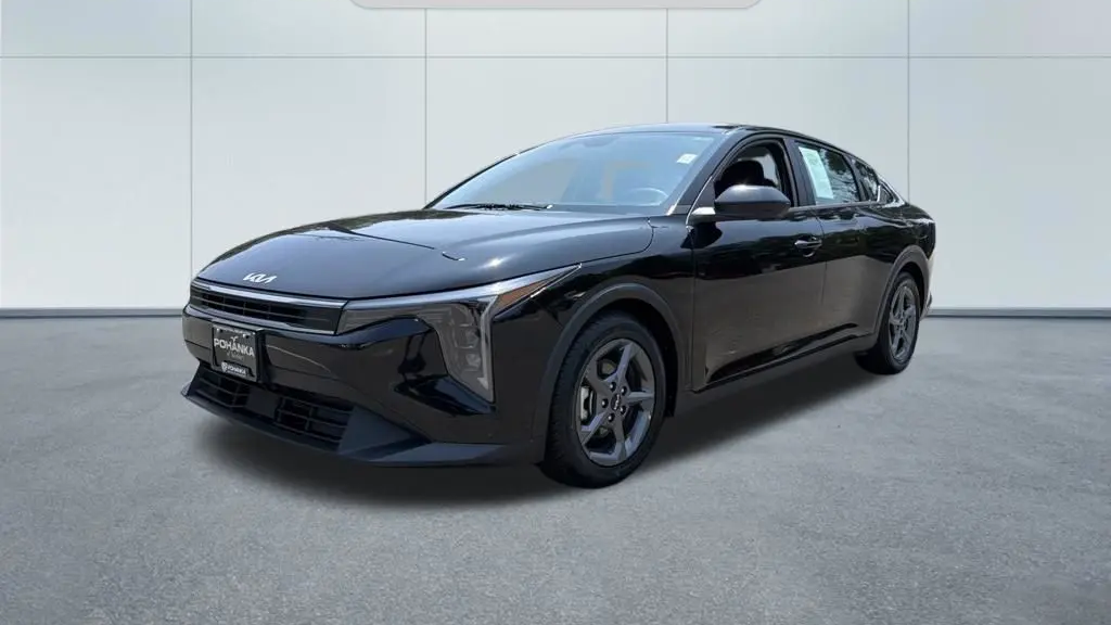 2025 Kia K4 LX