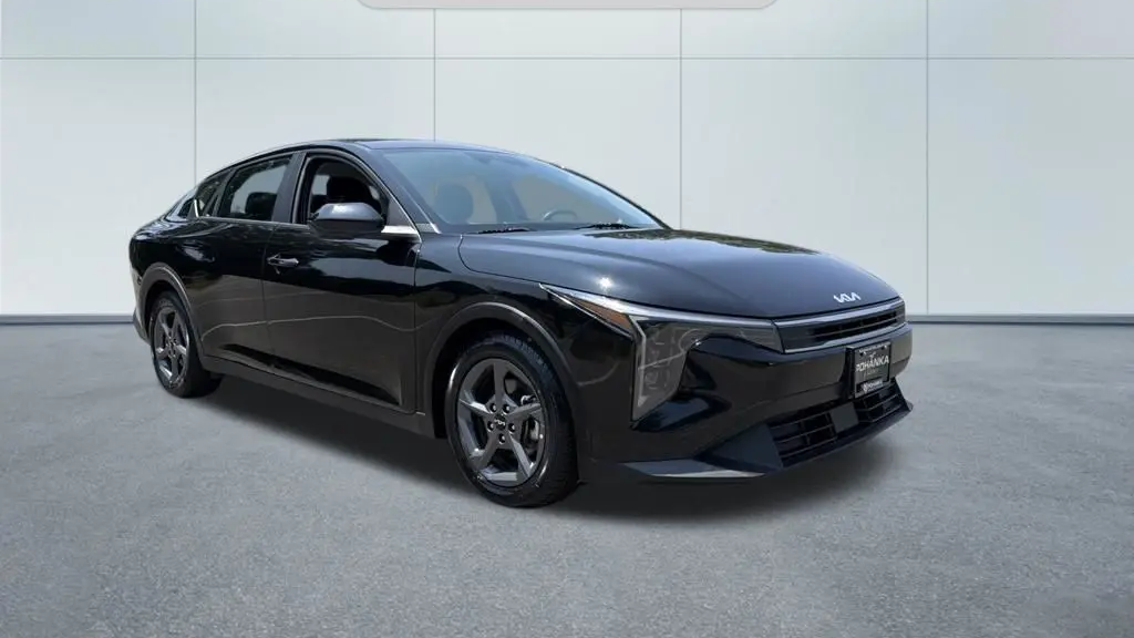 2025 Kia K4 LX
