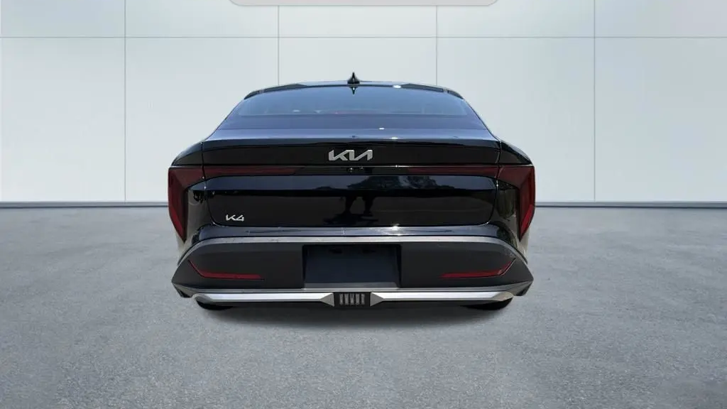 2025 Kia K4 LX