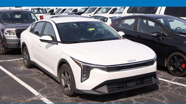 Preowned 2025 Kia K4 LX for Sale