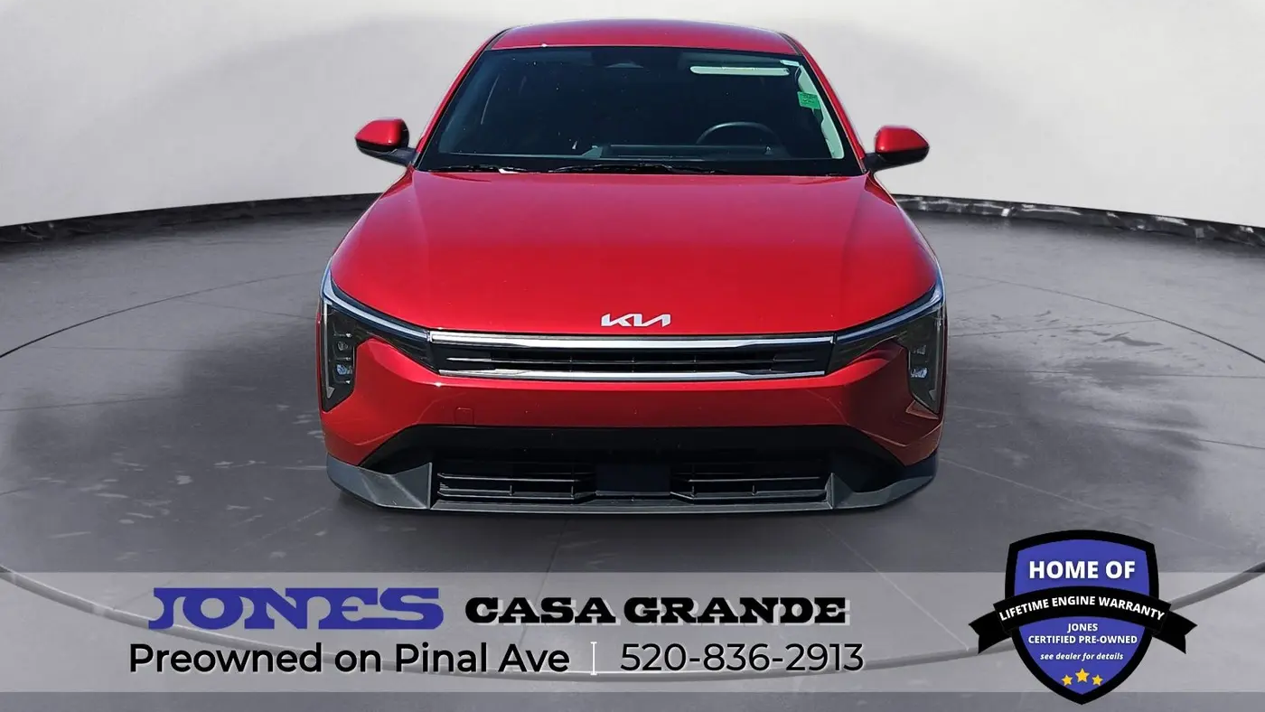 2025 Kia K4 LXS
