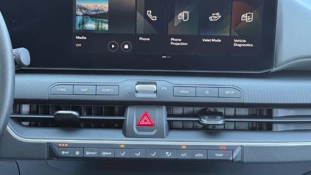 2025 Kia K4 LX