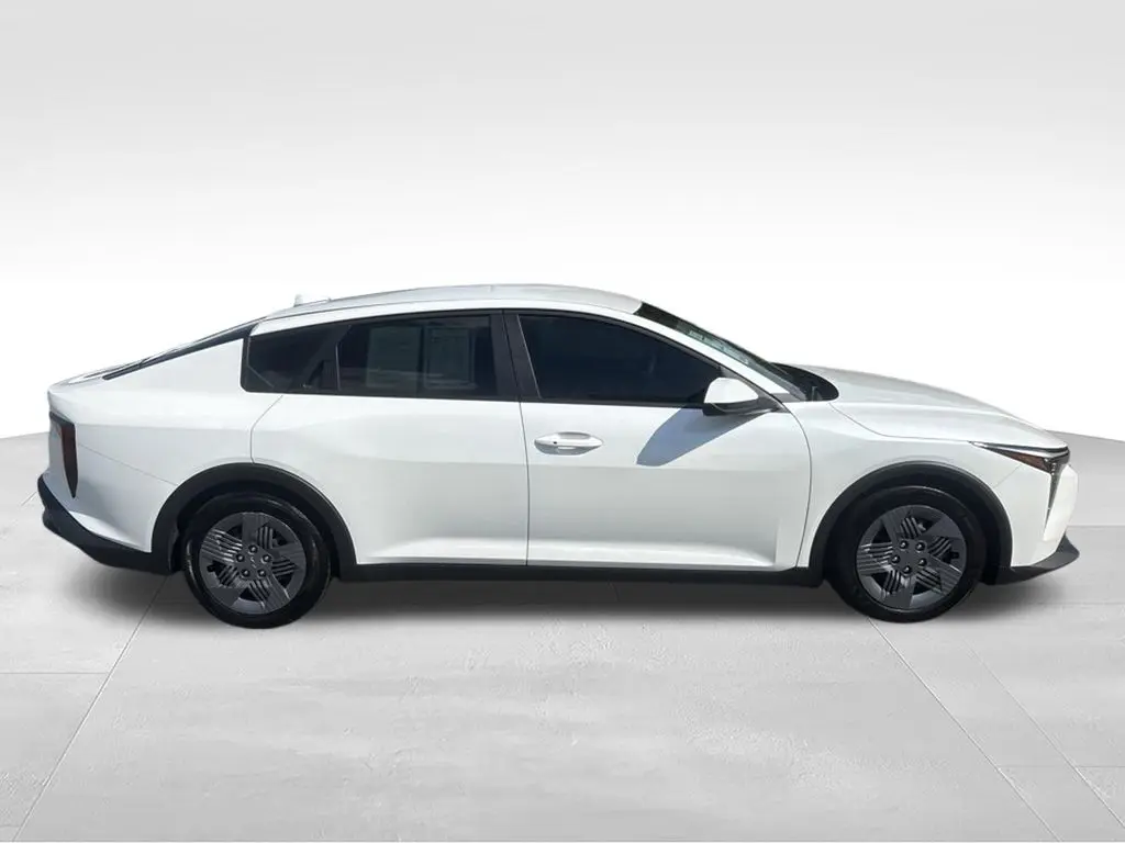 2025 Kia K4 - $20,987