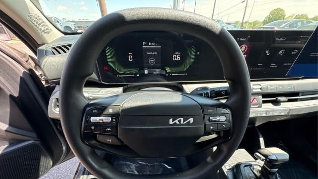 2025 Kia K4 LX