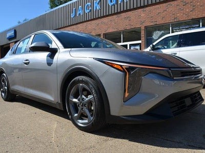 2025 Kia K4 LXS 4DR Sedan