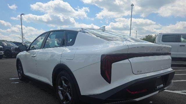 2025 Kia K4 LX