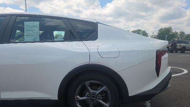 2025 Kia K4 LX