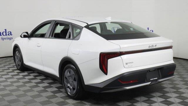 2025 Kia K4 LX
