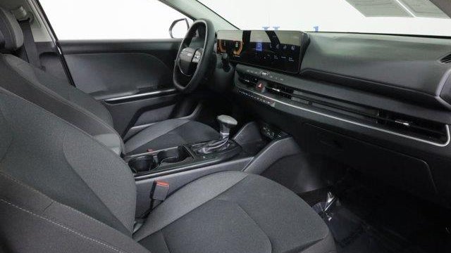 2025 Kia K4 LX