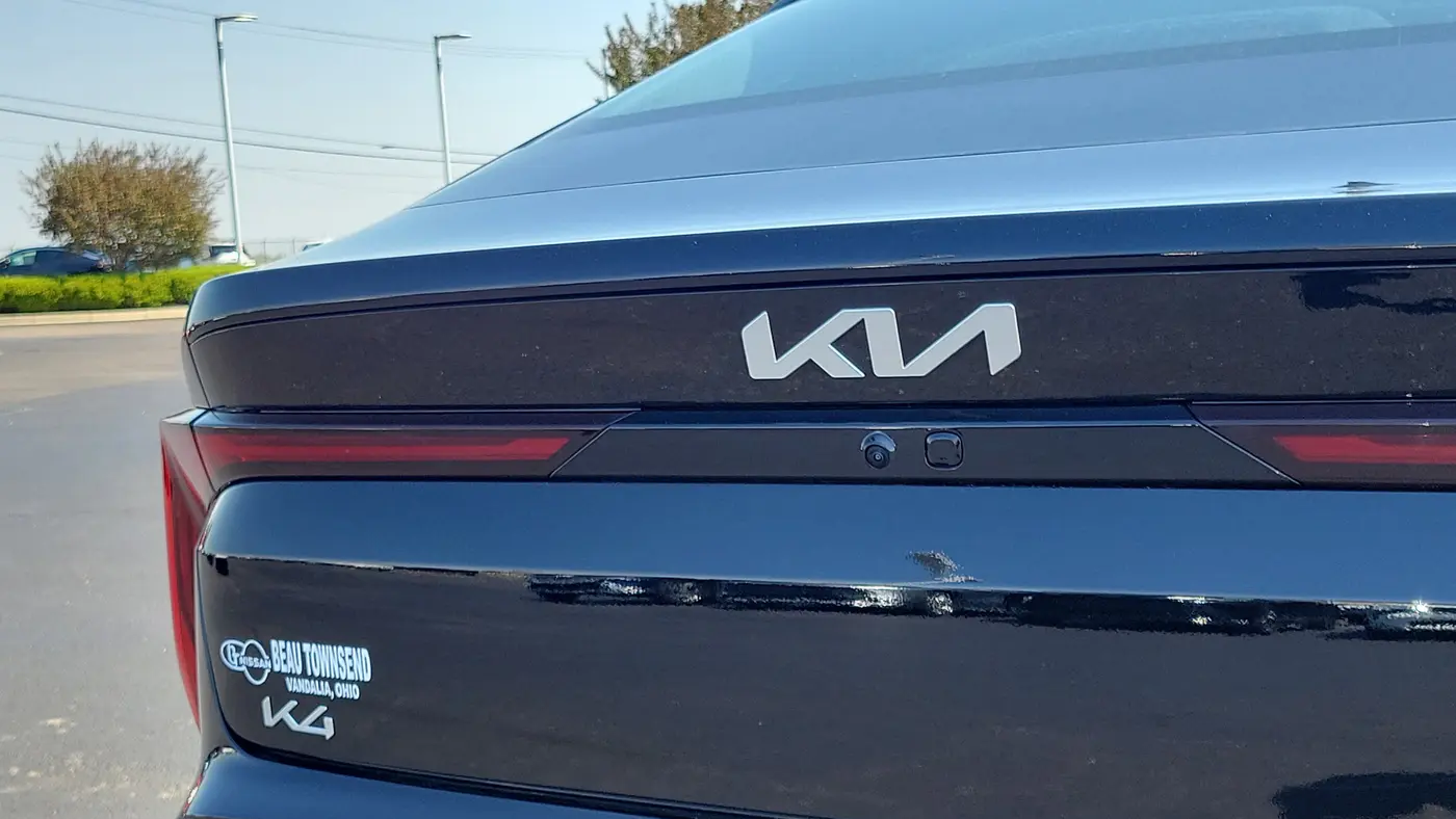 2025 Kia K4 LX