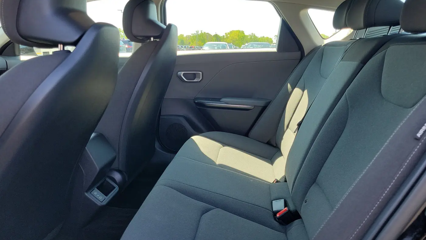 2025 Kia K4 LX