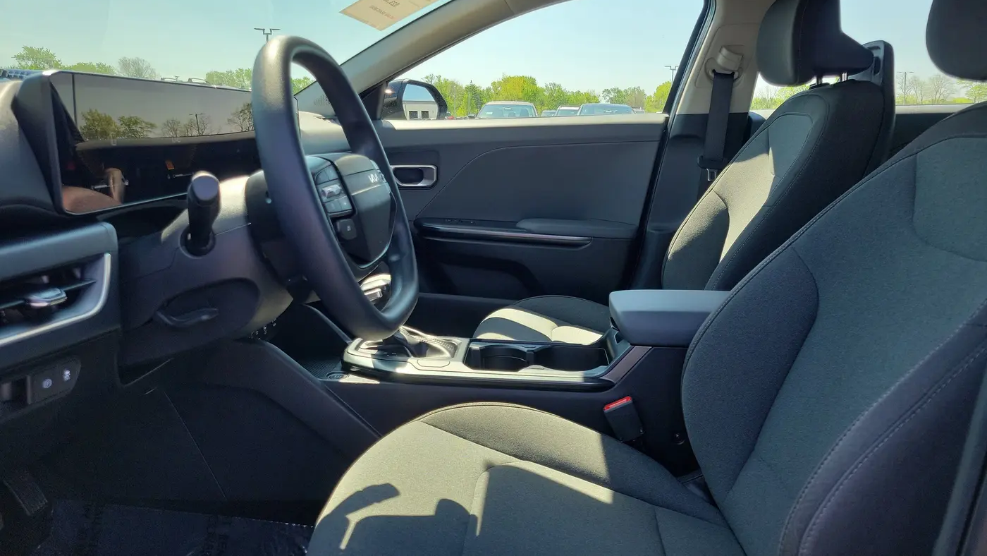 2025 Kia K4 LX