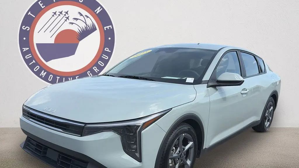 2025 Kia K4 LX