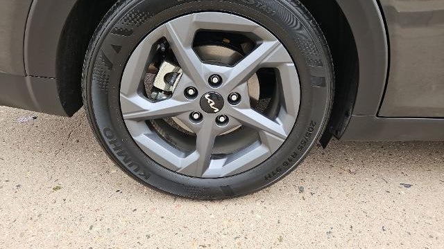 2025 Kia K4 LX