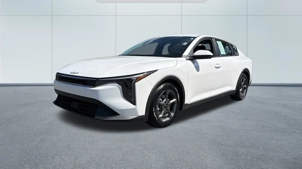 2025 Kia K4 LX