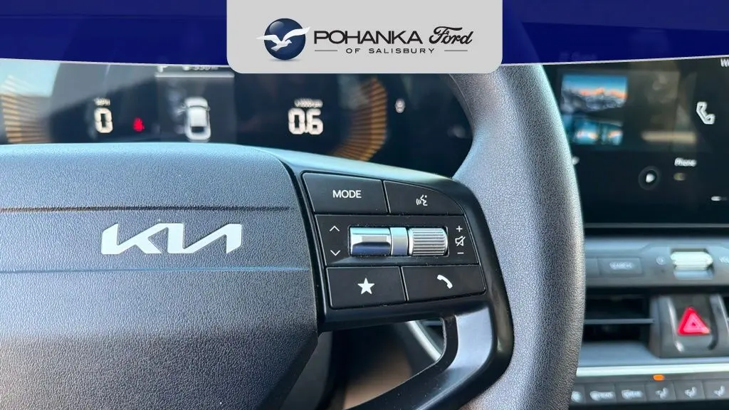 2025 Kia K4 LX