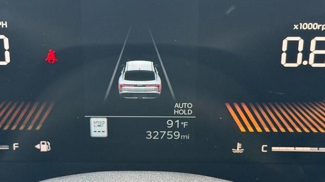 2025 Kia K4 LX