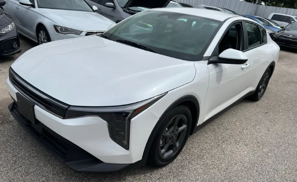 2025 Kia K4