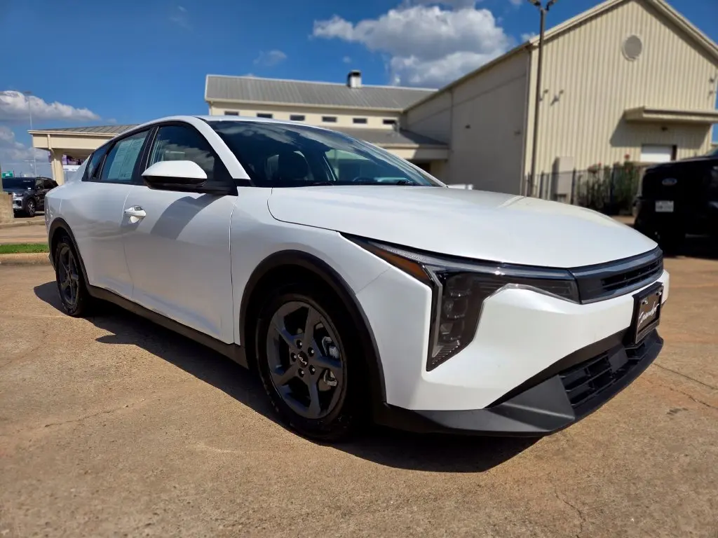 2025 Kia K4 - $21,897