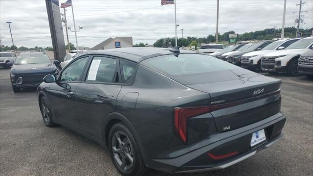 2025 Kia K4 LXS