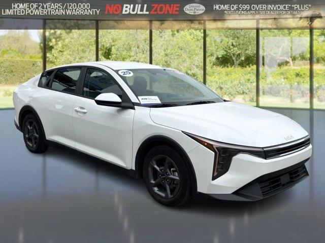 2025 Kia K4 - $21,702
