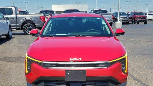 2025 Kia K4 LX