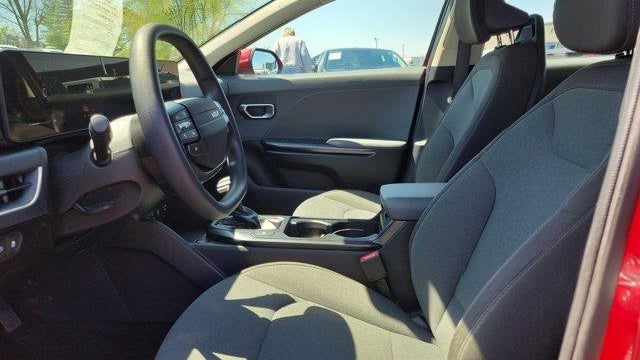 2025 Kia K4 LX