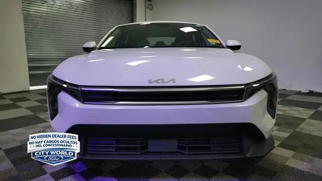 2025 Kia K4 LX