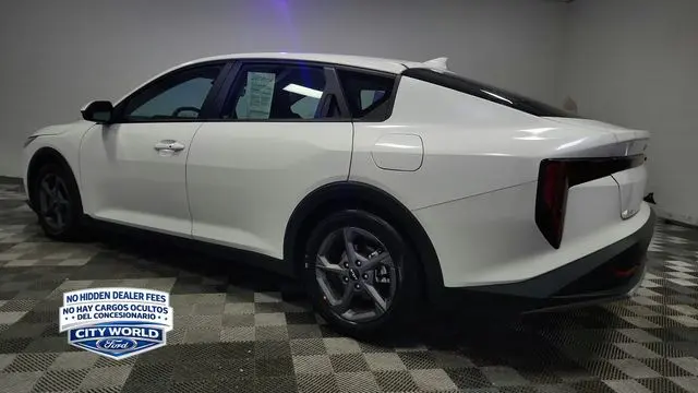 2025 Kia K4 LX
