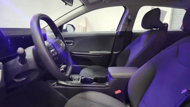 2025 Kia K4 LX