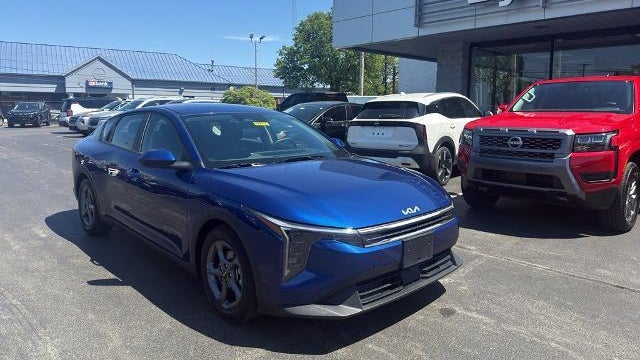 2025 Kia K4 LX