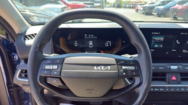 2025 Kia K4 LX